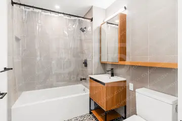 Professional real estate photo 11 by DYD Productions
